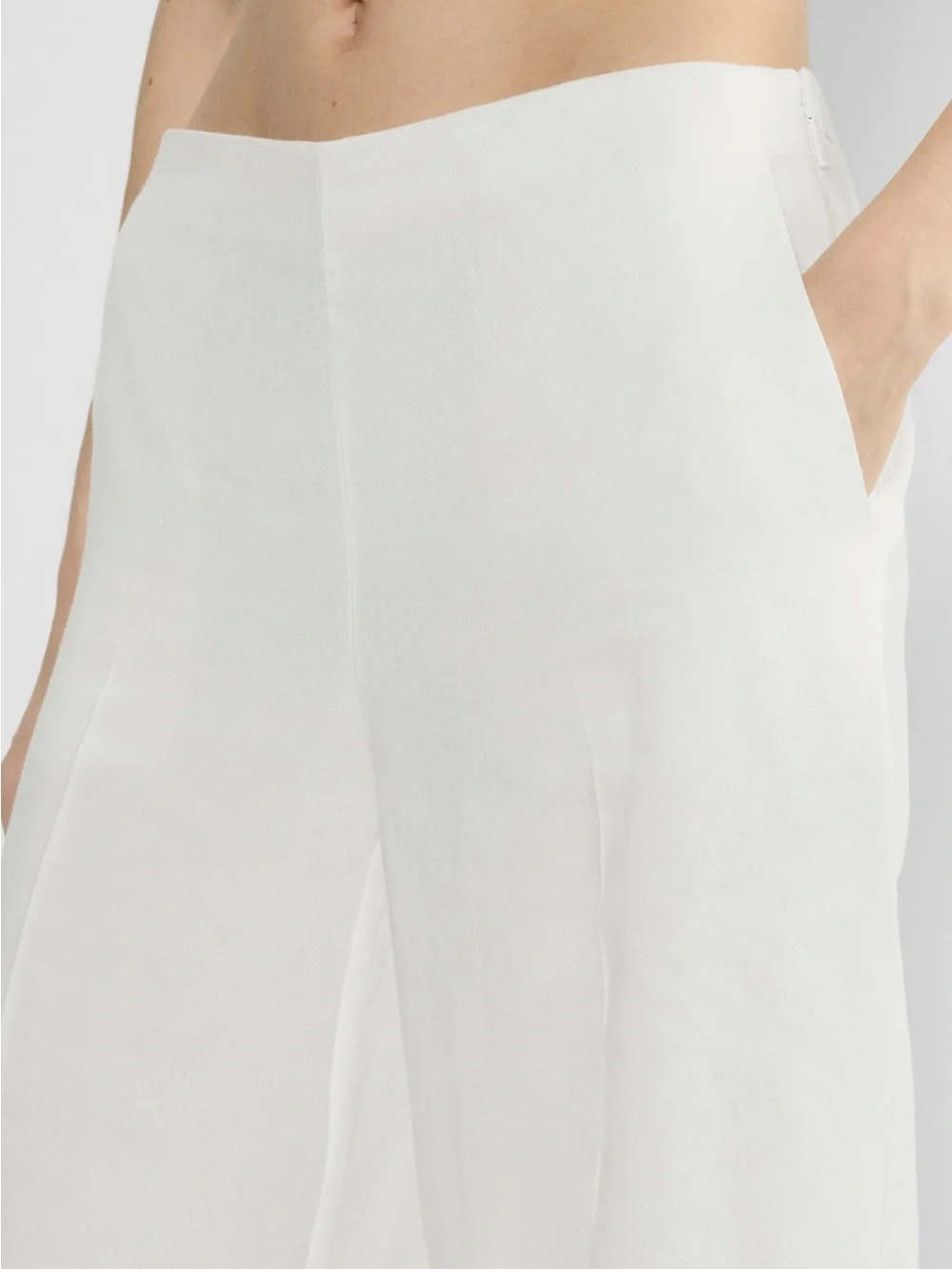 Aritzia Parity Linen Pants - Color Oak - Size 4
